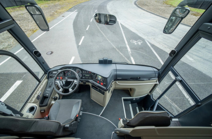 MAN Truck&Bus present The NEOPLAN Tourliner: a fixture on European roads for 20 years